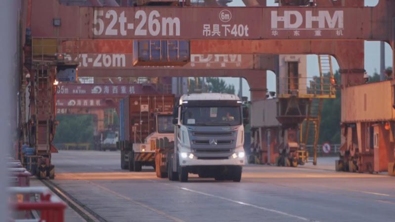 跟著總書記看中國 | 托起每分鐘的幸福